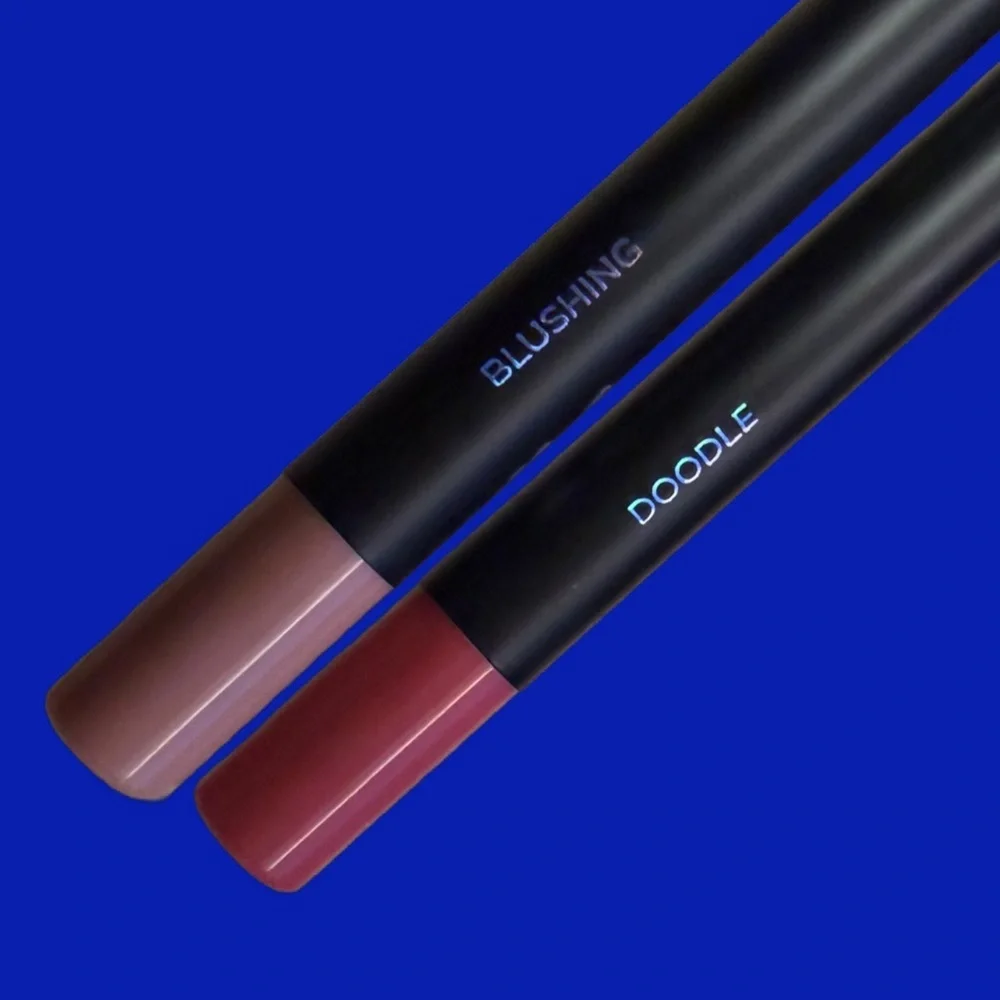 Lunar Beauty Lip Pencils Duo  - Blushing & Doodle - Picture 5 of 14